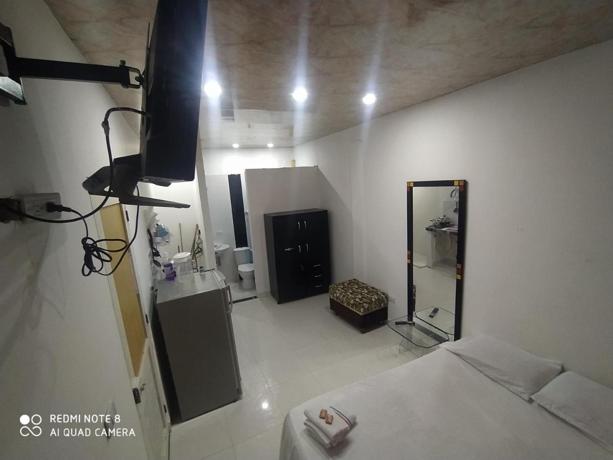 Apartaestudios El Descanso Cali Eksteriør bilde