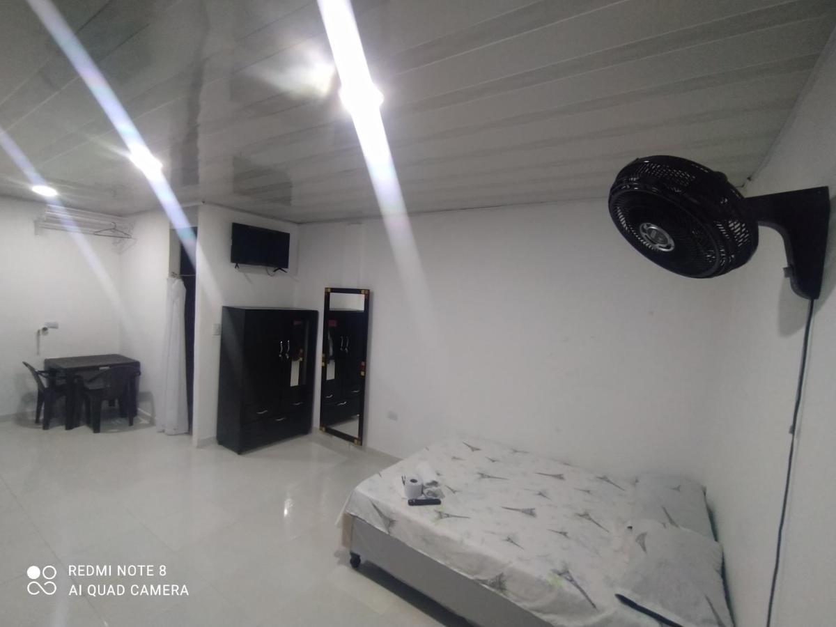 Apartaestudios El Descanso Cali Eksteriør bilde