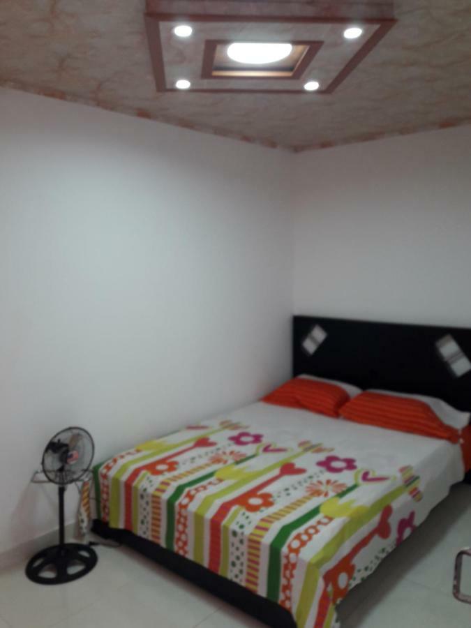 Apartaestudios El Descanso Cali Eksteriør bilde